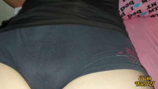 Dhik demok dheweke PUS ing ngarep saka dheweke Cak