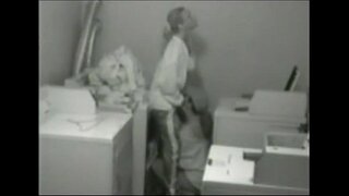 Ã�ズビアン、ランドリールーム